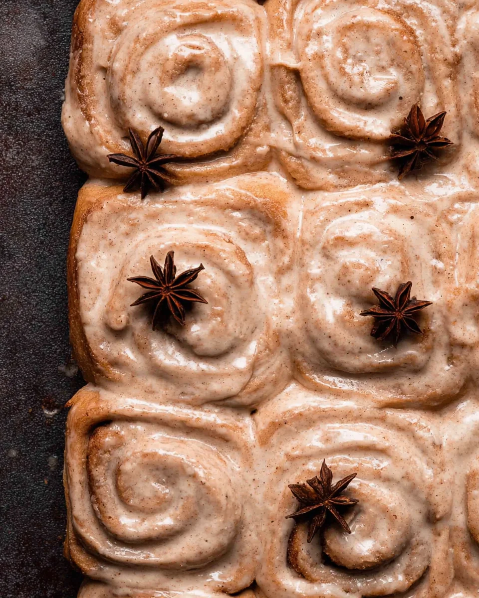 Chai Cinnamon Rolls