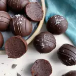 Dark Chocolate Protein Balls (No Bake, Low Carb) 23 Dark Chocolate Protein Balls (No Bake, Low Carb)